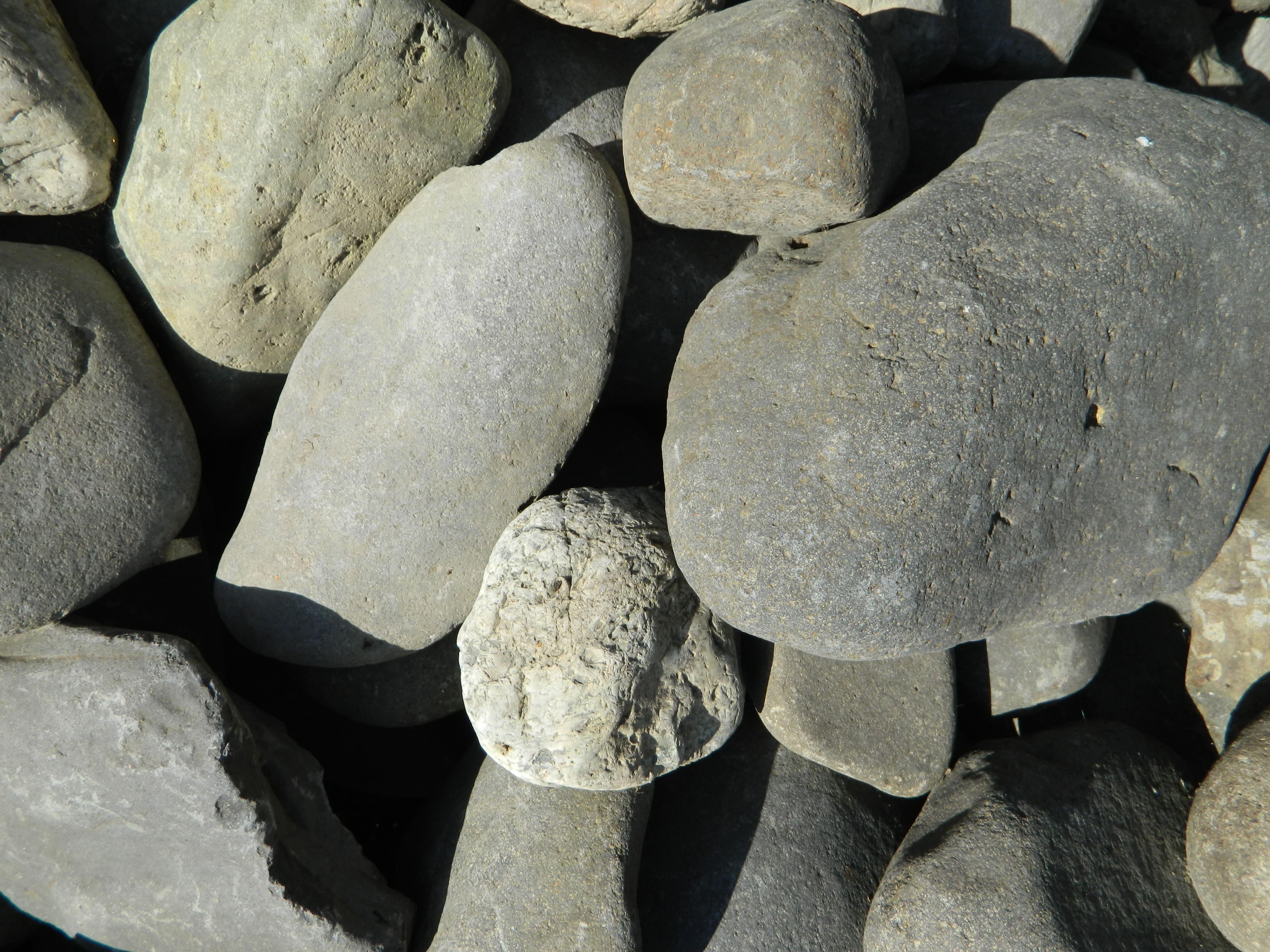 Галька черная карпатская