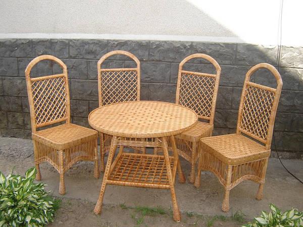 Набір плетених меблів