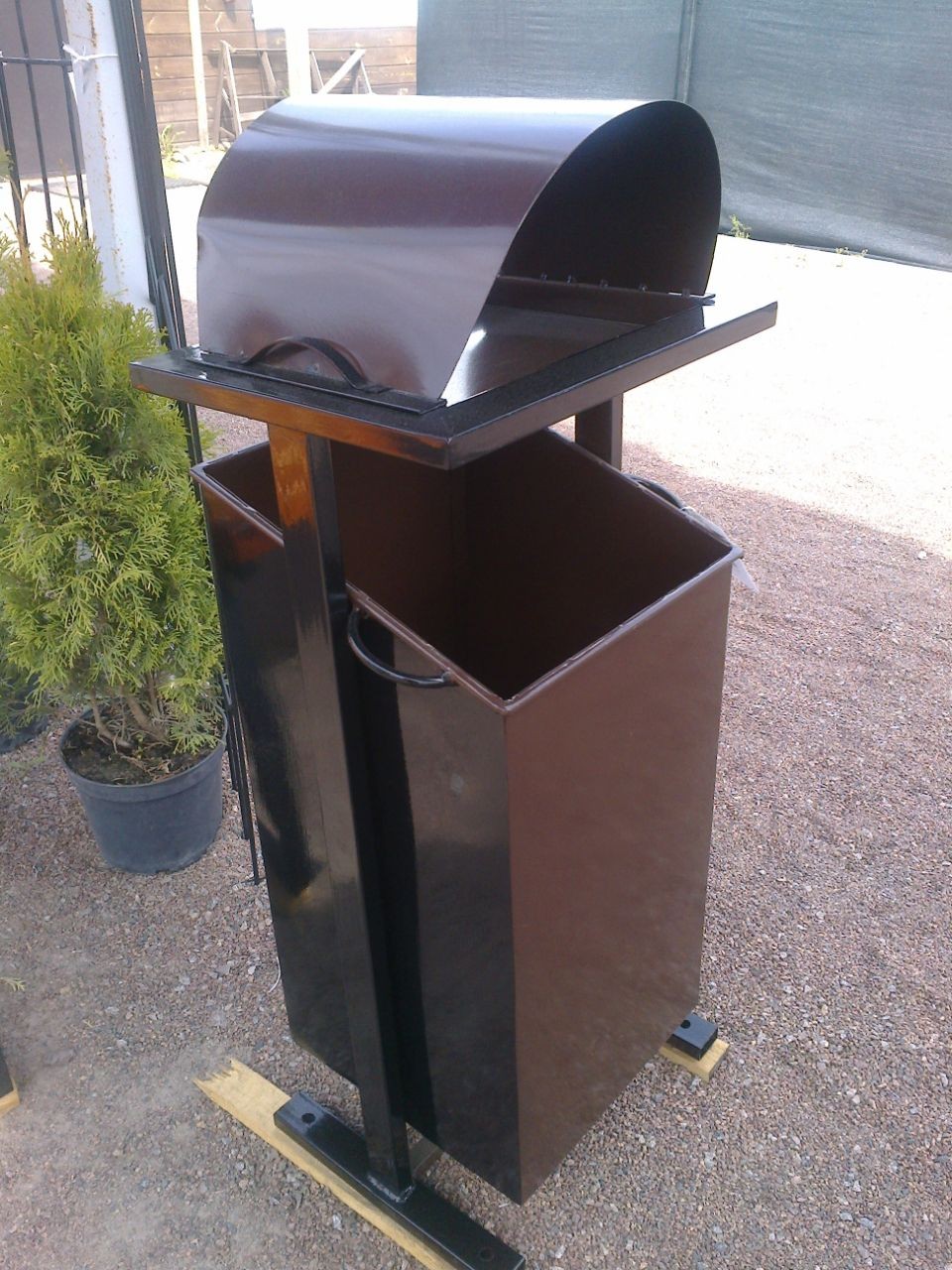 Урна з попільничкою