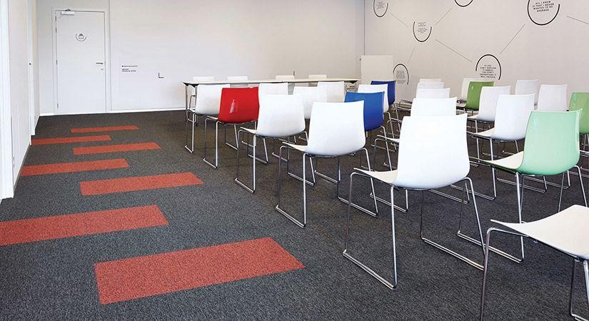 Килимова плитка Tapibel Cobalt