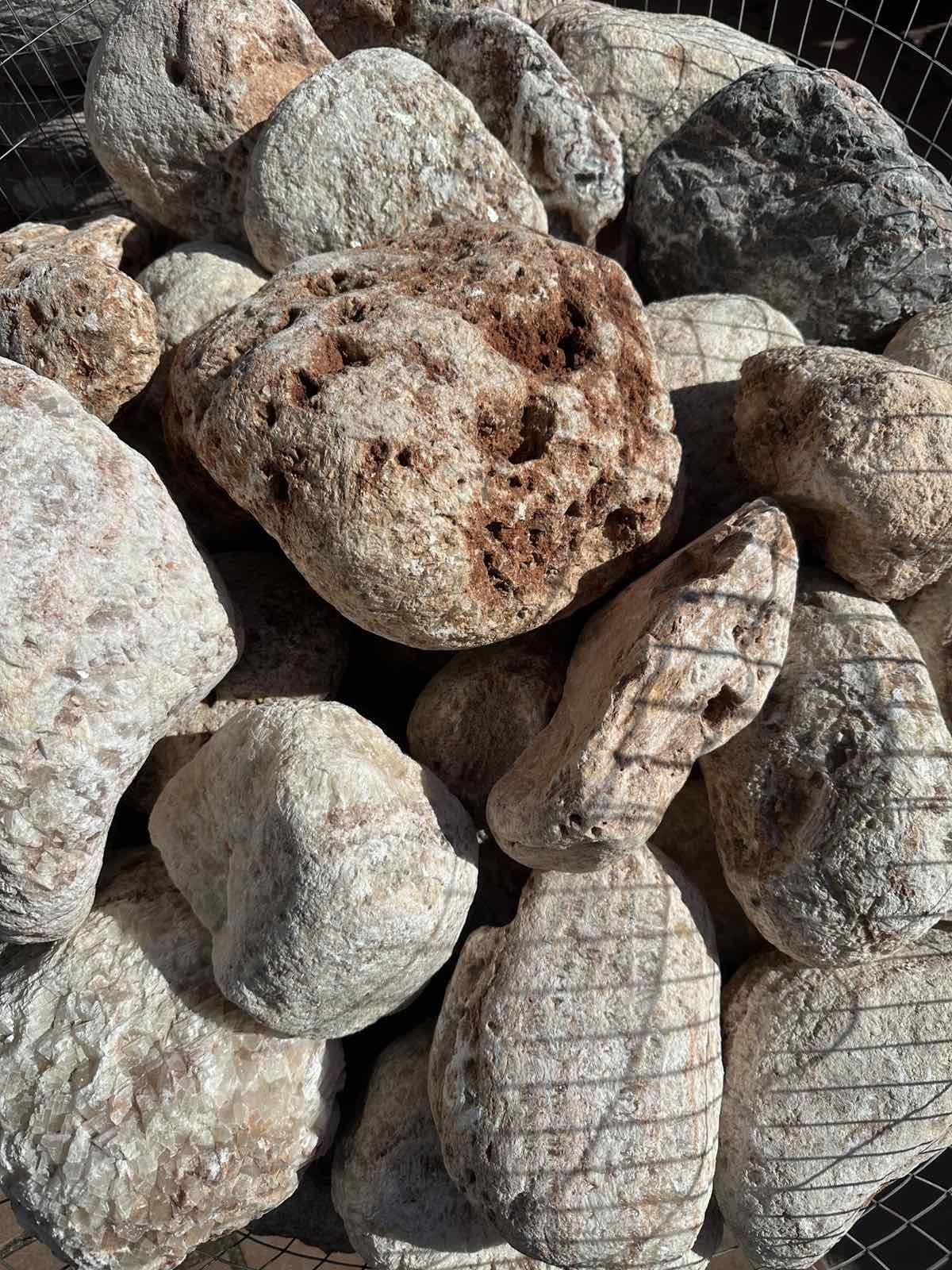 Валун Кристал 