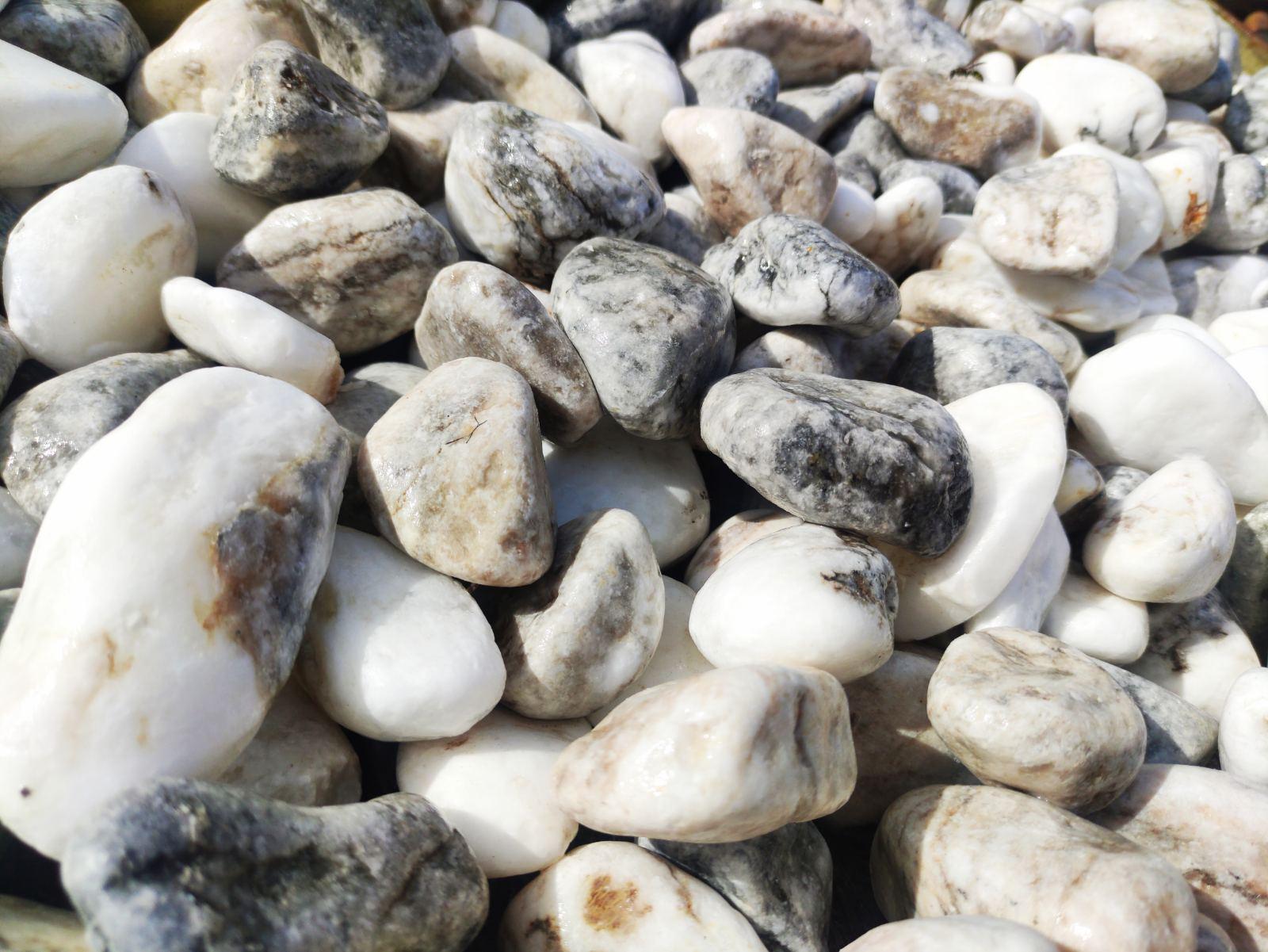 Галька ангідрид біла