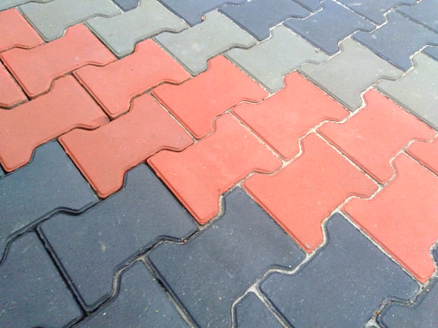 Бруківка Гантель