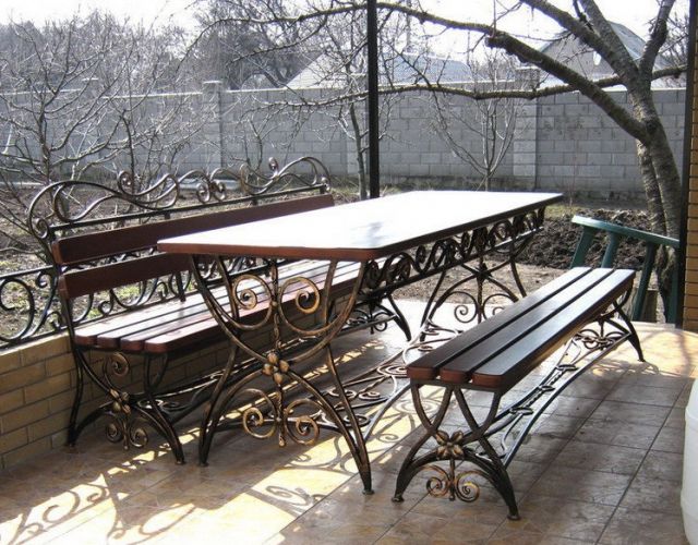 Набір садової кованих меблів: стіл + 2 лавки MS-NS-002
