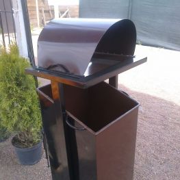 Урна з попільничкою